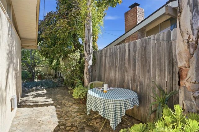829 E Fesler Street, Santa Maria, CA 93454