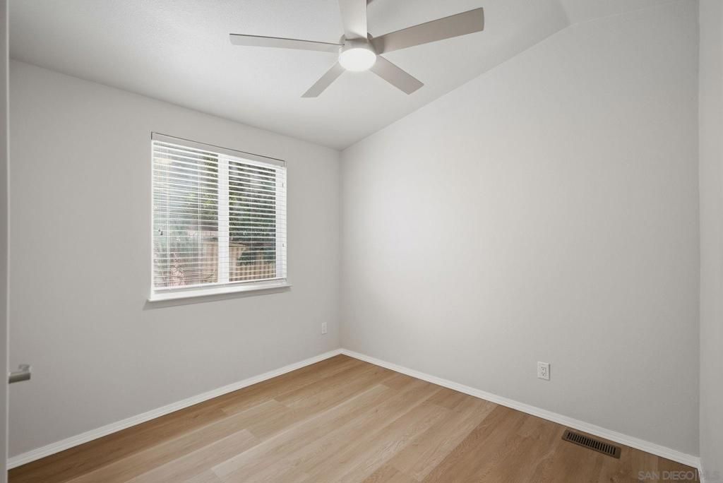Image 22 of property listing at 13594 Highway 8 Business SPC 15, Lakeside, CA 92040
