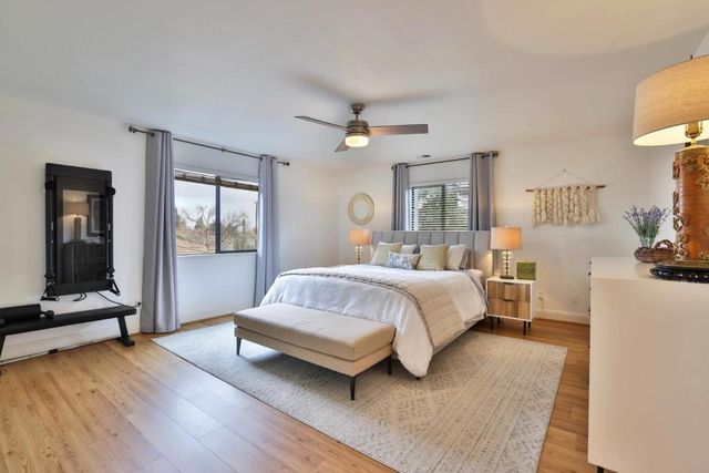 47 Dot Avenue D, Campbell, CA 95008