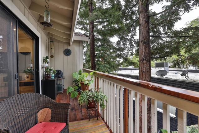 47 Dot Avenue D, Campbell, CA 95008