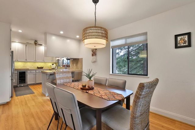 47 Dot Avenue D, Campbell, CA 95008