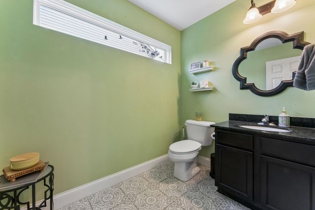 6325 Parkmeadow Lane, Hilliard, OH 43026