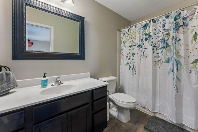 6325 Parkmeadow Lane, Hilliard, OH 43026