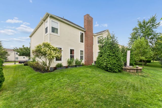 6325 Parkmeadow Lane, Hilliard, OH 43026