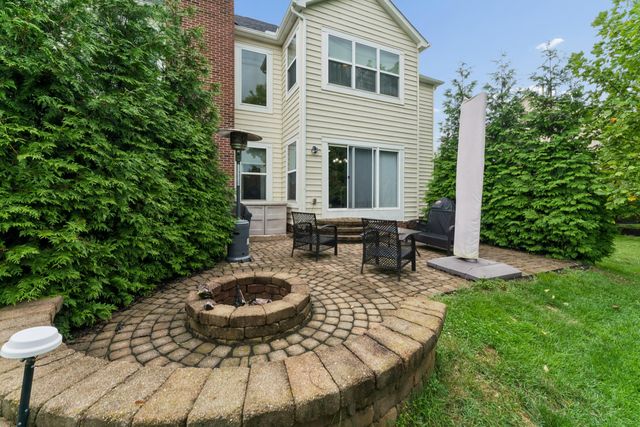 6325 Parkmeadow Lane, Hilliard, OH 43026
