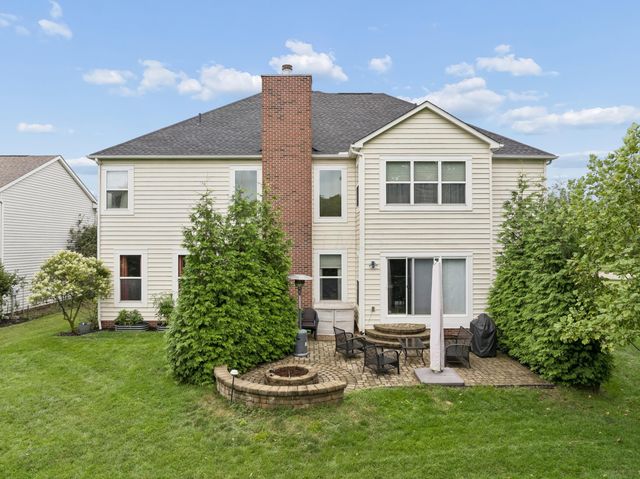 6325 Parkmeadow Lane, Hilliard, OH 43026