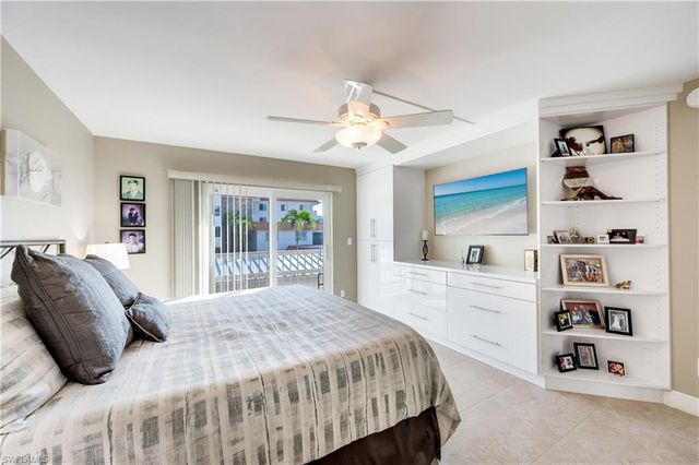 3000 Gulf Shore BLVD N # 212, Naples, FL 34103