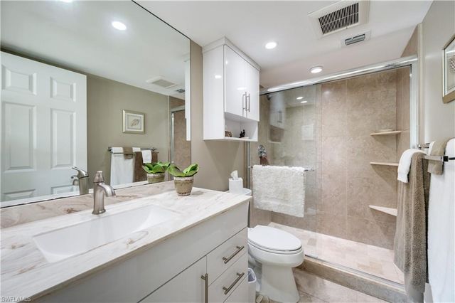 3000 Gulf Shore BLVD N # 212, Naples, FL 34103