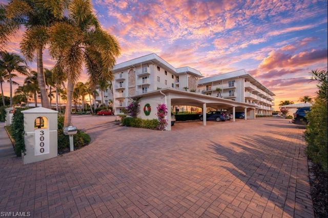 3000 Gulf Shore BLVD N # 212, Naples, FL 34103