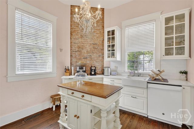 416 W 36th Street, Savannah, GA 31401