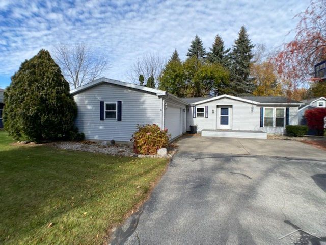 9926 Center Street, Reese, MI 48757