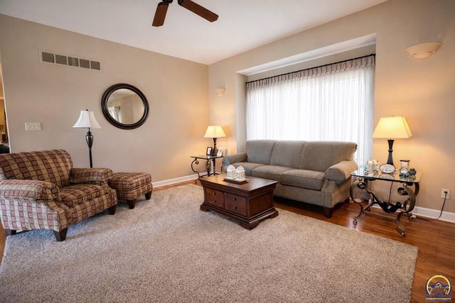 2141 SE Ratner RD, Tecumseh, KS 66542