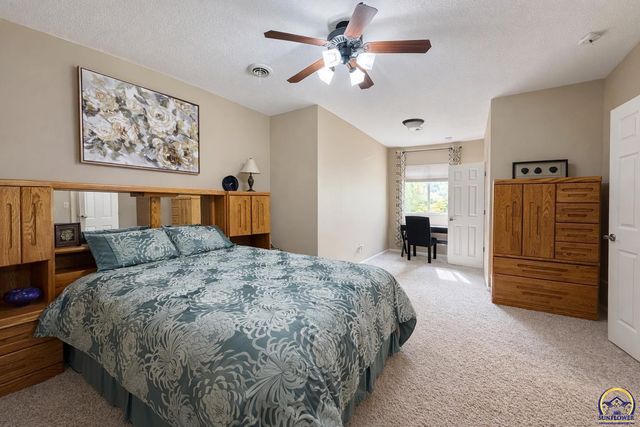 2141 SE Ratner RD, Tecumseh, KS 66542