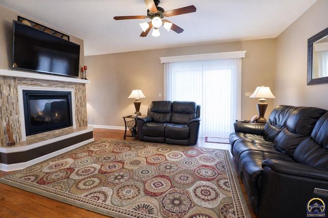 2141 SE Ratner RD, Tecumseh, KS 66542