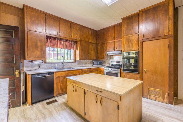 309 Walnut St., Hattiesburg, MS 39401