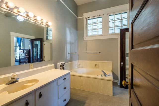 309 Walnut St., Hattiesburg, MS 39401