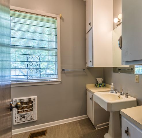 309 Walnut St., Hattiesburg, MS 39401