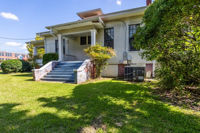 309 Walnut St., Hattiesburg, MS 39401