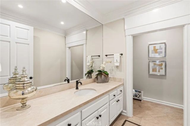 3 Barrenger Court, Newport Beach, CA 92660