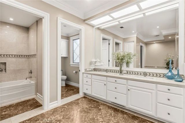 3 Barrenger Court, Newport Beach, CA 92660