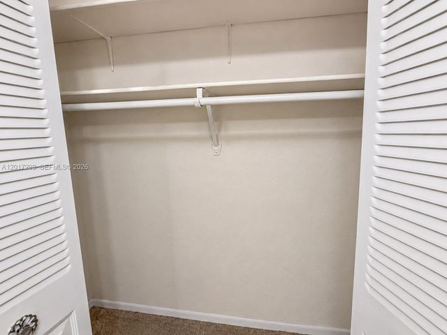 410 SE 2nd St 415, Hallandale Beach, FL 33009