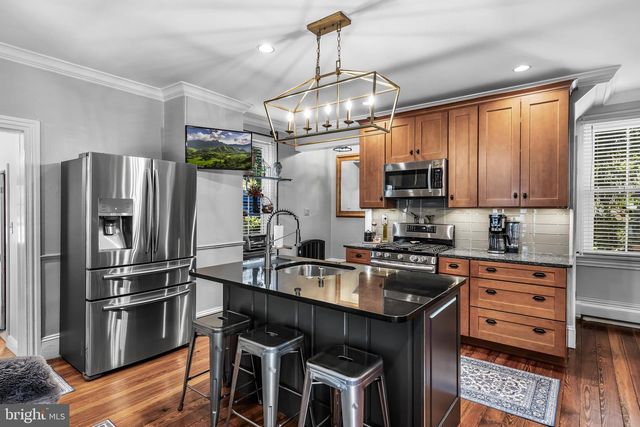 208 2ND ST, Rancocas, NJ 08073