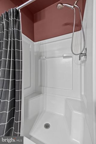 208 2ND ST, Rancocas, NJ 08073