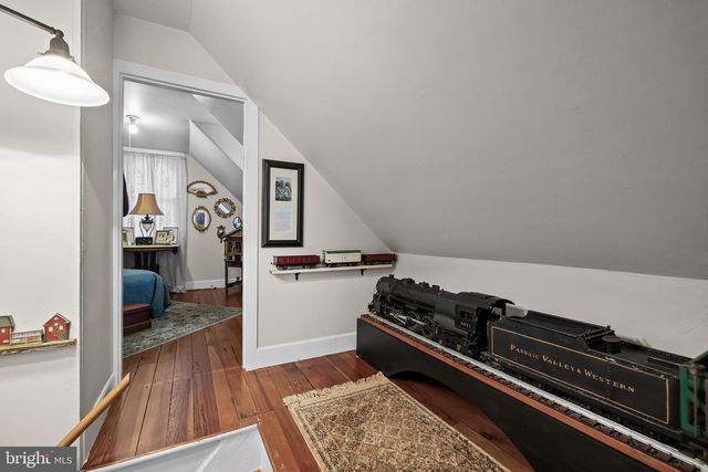 208 2ND ST, Rancocas, NJ 08073