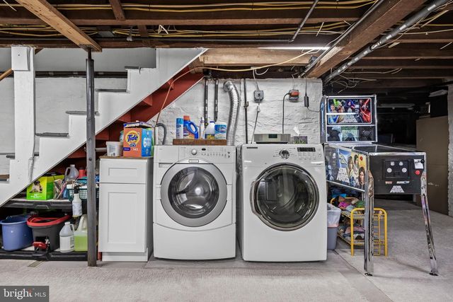 208 2ND ST, Rancocas, NJ 08073