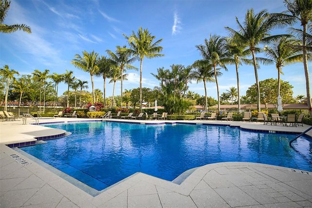 4905 Midtown Ln 2412, Palm Beach Gardens, FL 33418