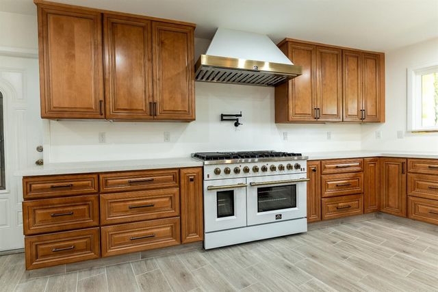 5454 E Butler Avenue, Fresno, CA 93727