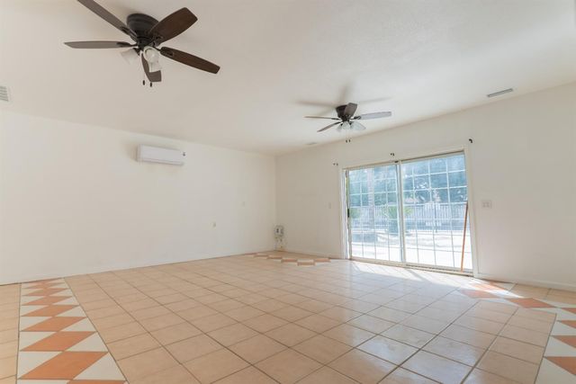 5454 E Butler Avenue, Fresno, CA 93727