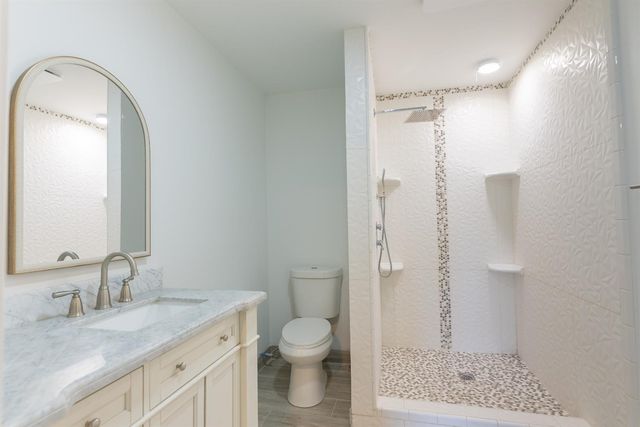 5454 E Butler Avenue, Fresno, CA 93727