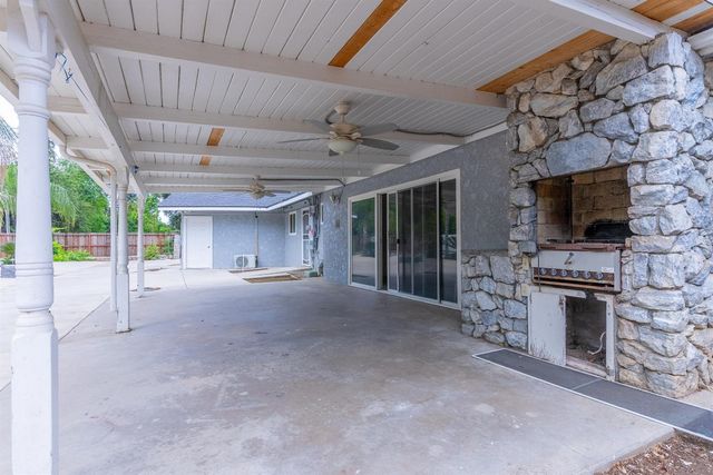 5454 E Butler Avenue, Fresno, CA 93727