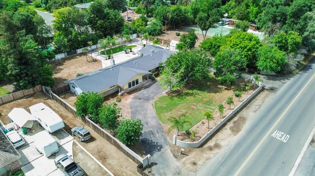5454 E Butler Avenue, Fresno, CA 93727