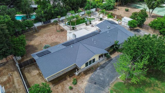 5454 E Butler Avenue, Fresno, CA 93727