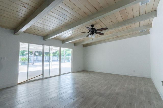 5454 E Butler Avenue, Fresno, CA 93727