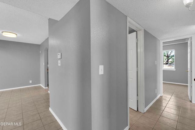 10432 Valle Koki Drive, Socorro, TX 79927