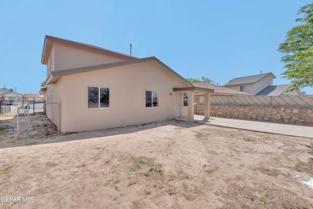 10432 Valle Koki Drive, Socorro, TX 79927