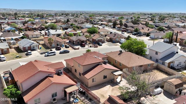 10432 Valle Koki Drive, Socorro, TX 79927