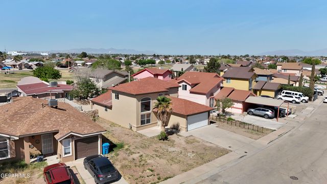10432 Valle Koki Drive, Socorro, TX 79927