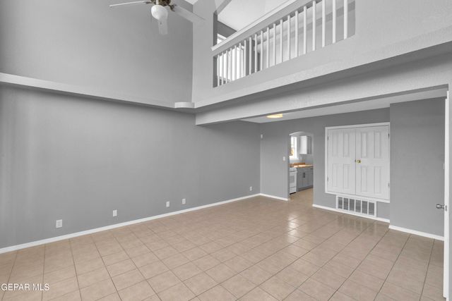 10432 Valle Koki Drive, Socorro, TX 79927