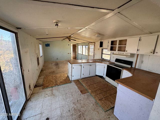 2465 E DAIRY Road, Rimrock, AZ 86335