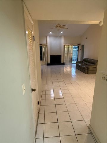 3808 NE 19TH STREET CIRCLE, Ocala, FL 34470