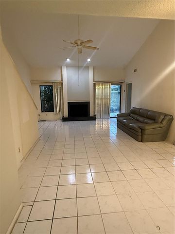 3808 NE 19TH STREET CIRCLE, Ocala, FL 34470