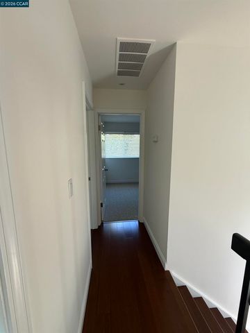 6451 Parklane Plz, Martinez, CA 94553