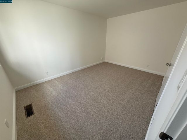 6451 Parklane Plz, Martinez, CA 94553