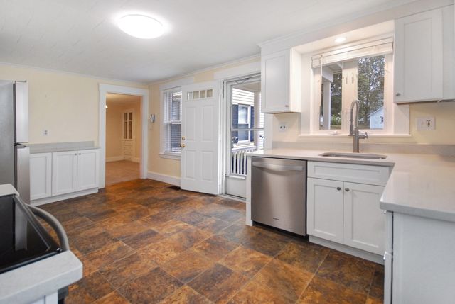 18 Park Street 18, Maynard, MA 01754
