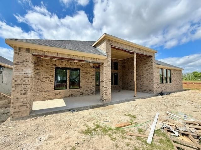 323 Louvenia Court, Pinehurst, TX 77362
