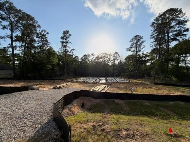 323 Louvenia Court, Pinehurst, TX 77362